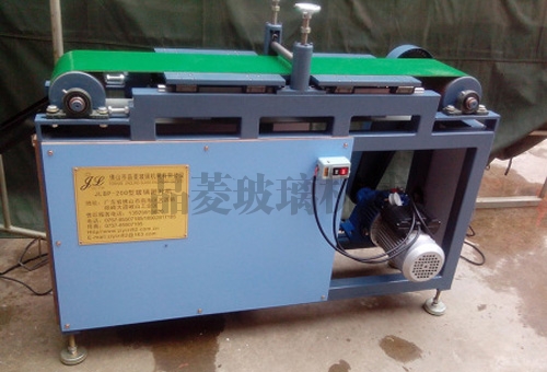 武汉200型玻璃马赛克滚压式掰片机